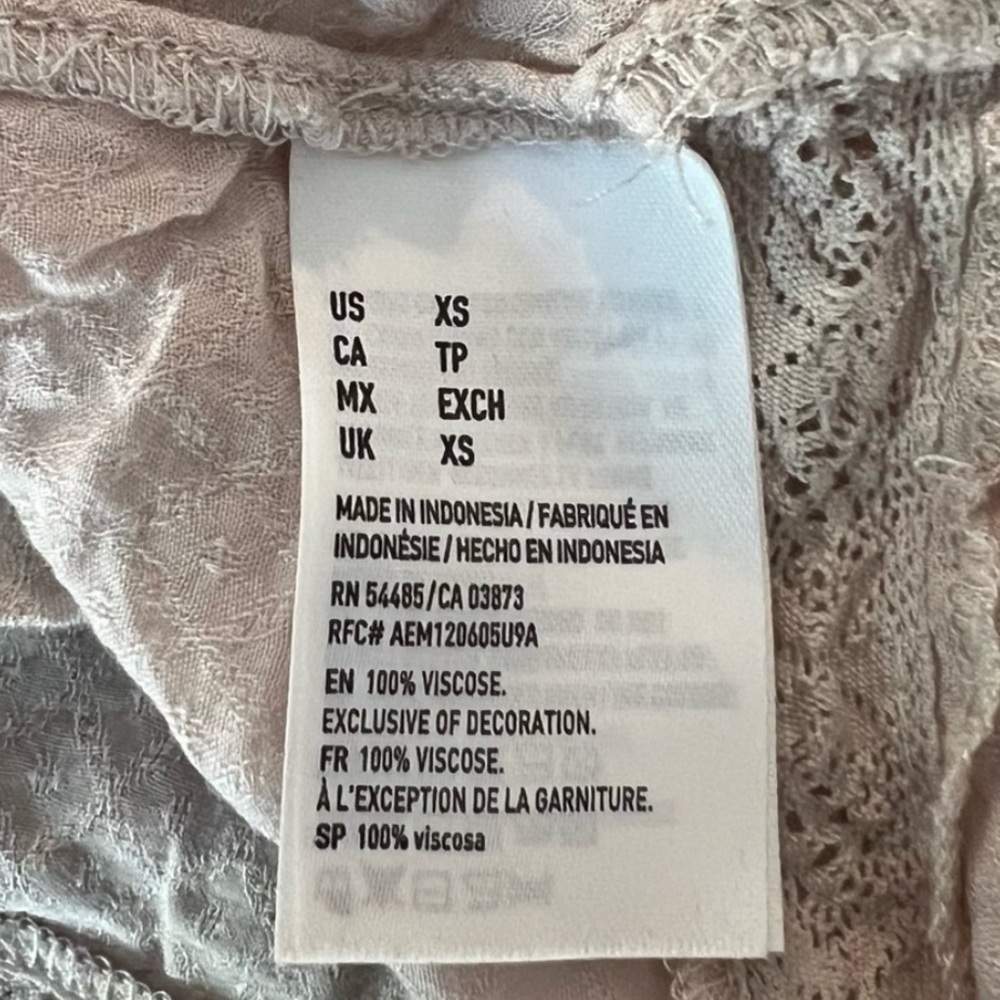 Women’s XS Top/Blouse Bundle x 2 - Picture 10 of 13
